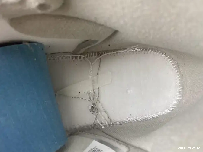 Rep DJ4891-061 Chenille Jordan Newstalgia (W) 1 High OG 0613